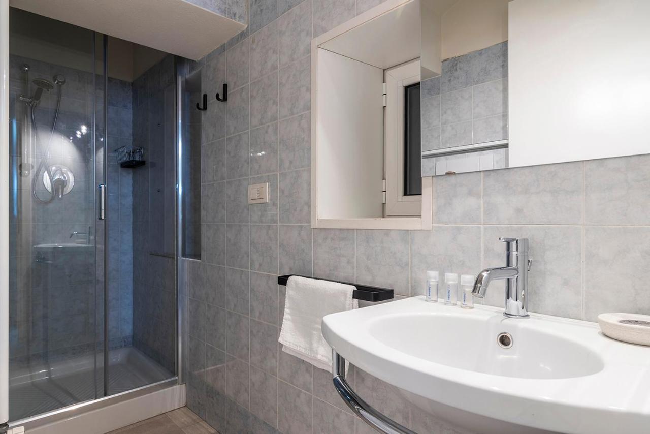 Easyhomes Duomo View ميلان المظهر الخارجي الصورة